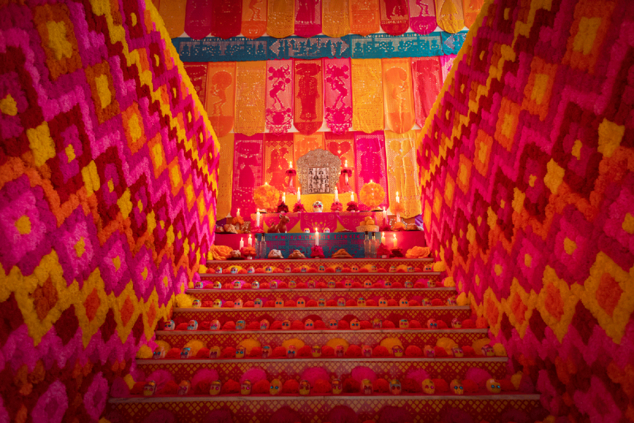 El Mega Altar de los Muertos